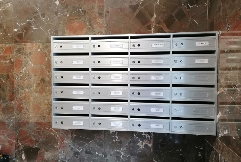 diseño de buzones a medida para edificios y comunidades
